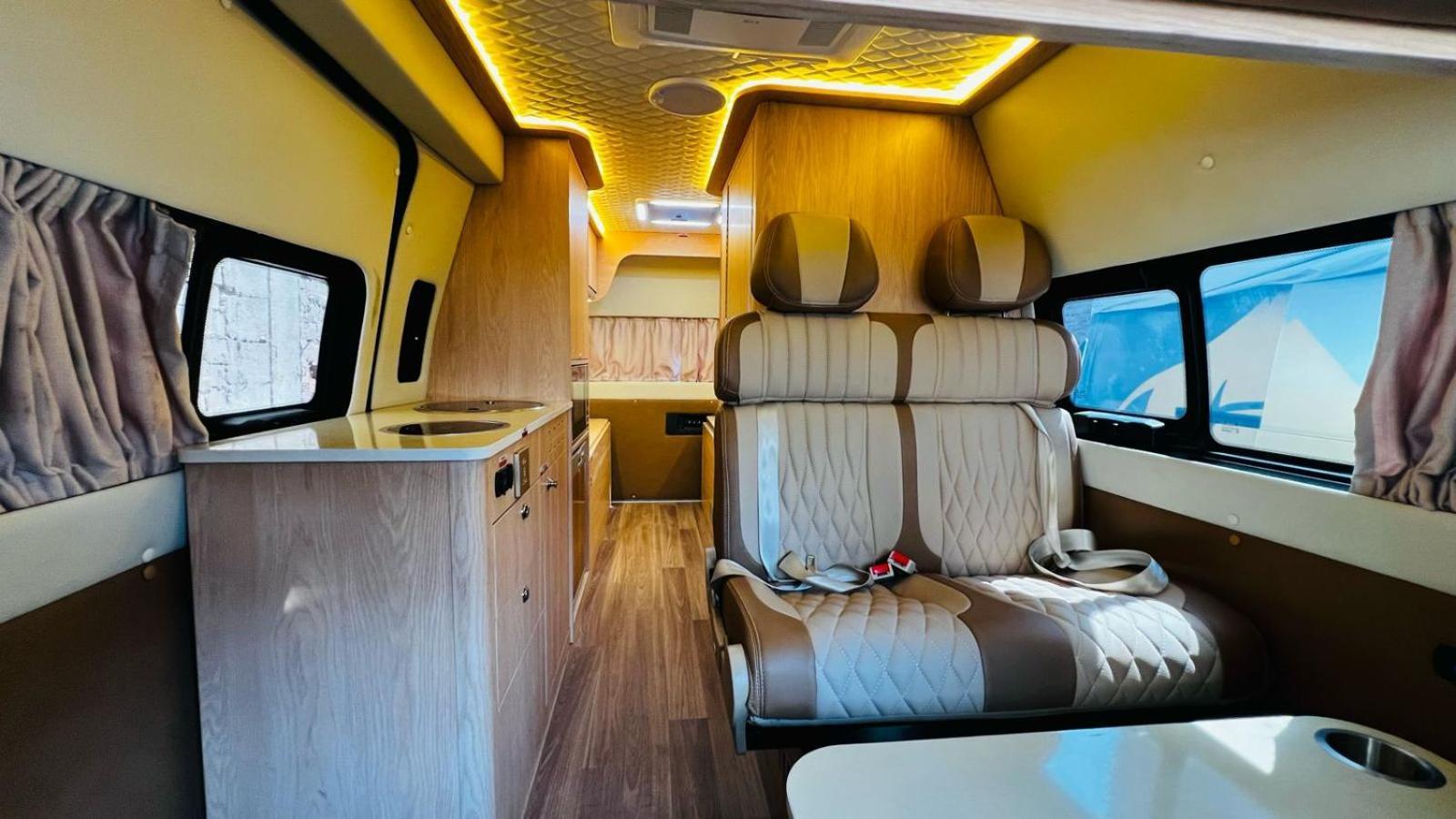 Foton Campervan Lima